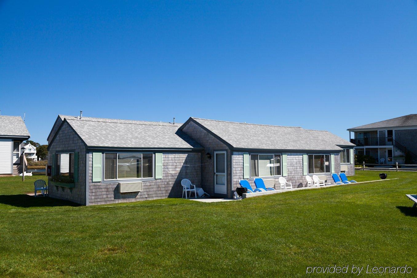 Green Harbor Resort West Yarmouth Exteriör bild