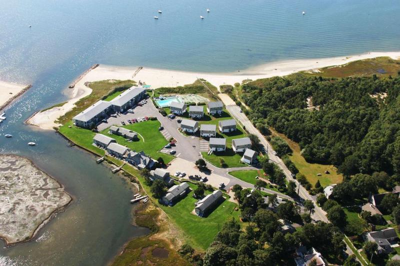 Green Harbor Resort West Yarmouth Exteriör bild