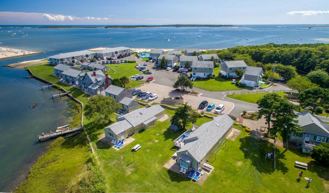 Green Harbor Resort West Yarmouth Exteriör bild